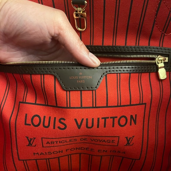 LOUIS VUITTON NEVERFULL MM DAMIER with Cherry Red Lining **rarely used** - Picture 3 of 13